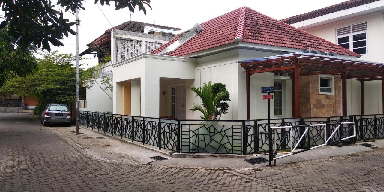 Omah Inap D24 Syariah Near Universitas Aisyiah Yogyakarta Mitra Reddoorz Sleman  Zewnętrze zdjęcie